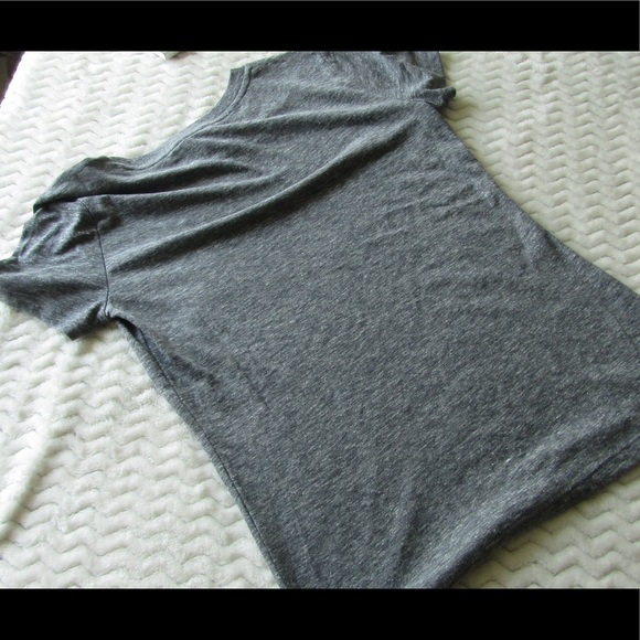 Forever 21 Super Soft Tee And Cute - Picture 4 of 4